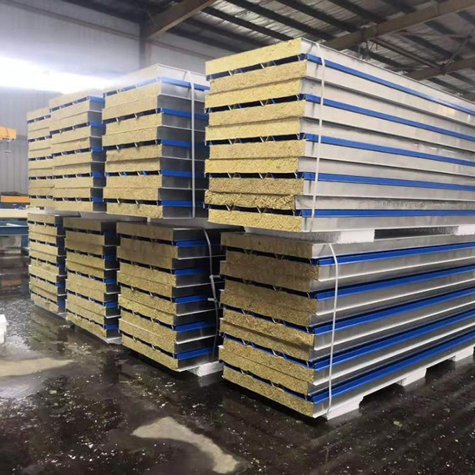 Fireproof /Insulated wall and roof PU/PUR/PIR sandwich panel for prefabricated /chicken/pig house,truck body,cold room